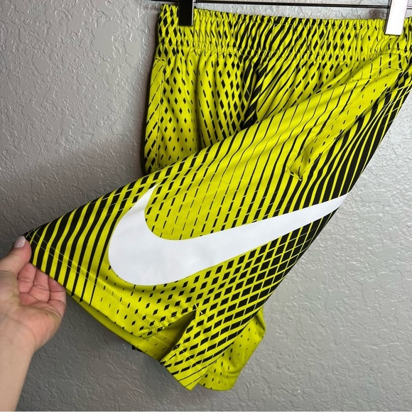 Boys Nike Dri Fit Shorts - Picture 4 of 9